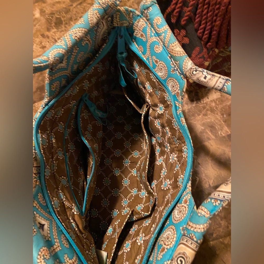 Sold🛑💙VERA BRADLEY~ Turquoise Gabby Satchel (retired pattern) - Picture 6 of 13